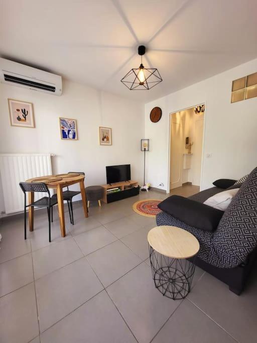 Cosy Studio A Cannes 8 Min De La Croisette Exterior foto
